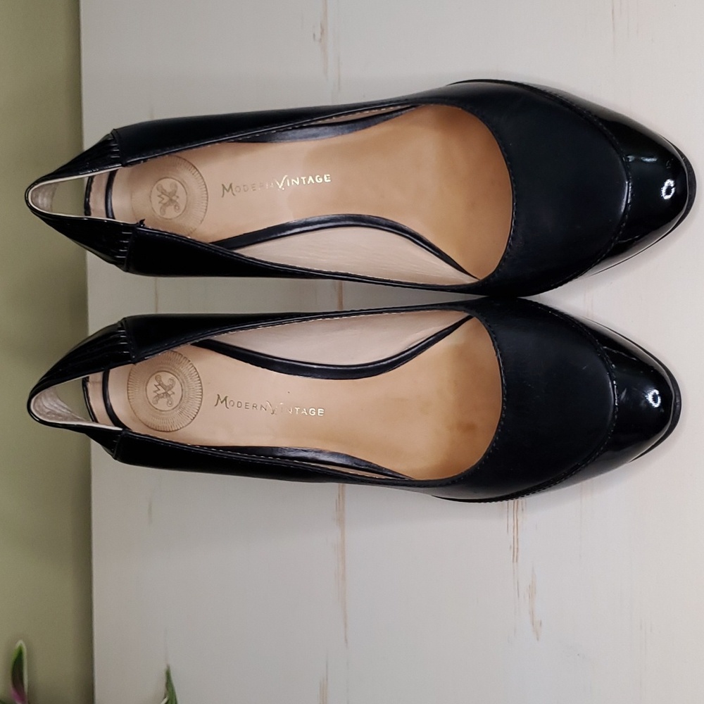 Modern Vintage | Black Leather Pumps Sz 36 1/2 - Picture 4 of 12